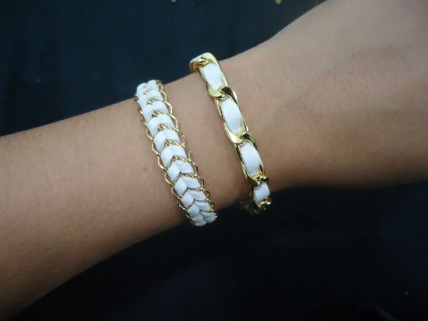 Conjunto branco: Trançada fina + corrente.