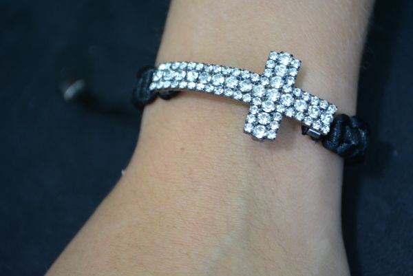 Pulseira macramê cruz - P1218