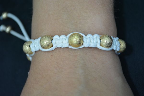Pulseira shambala dourada - P1238