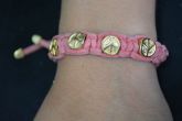 Pulseira macramê paz camurça - P1239
