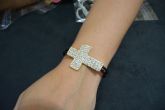 Pulseira cruz grande - P1606