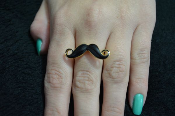 Anel mustache - A1204