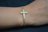 Pulseira cruz strass - P1323